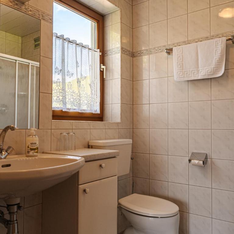 Pension Schlossberg - Apartment mit Balkon - 12