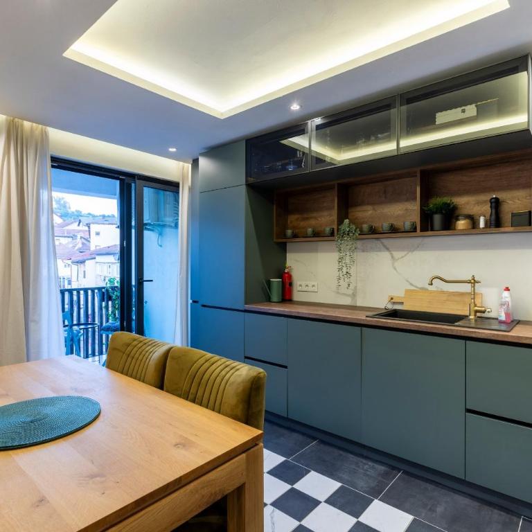 The Luxury Loft in Bascarsija with free parking - One-Bedroom Apartment - 9