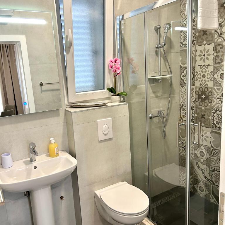 Casa M- Penthouse 1-Bedroom Apartment with Panoramic Sea View & 2 Balconies - One-Bedroom Apartment - 23