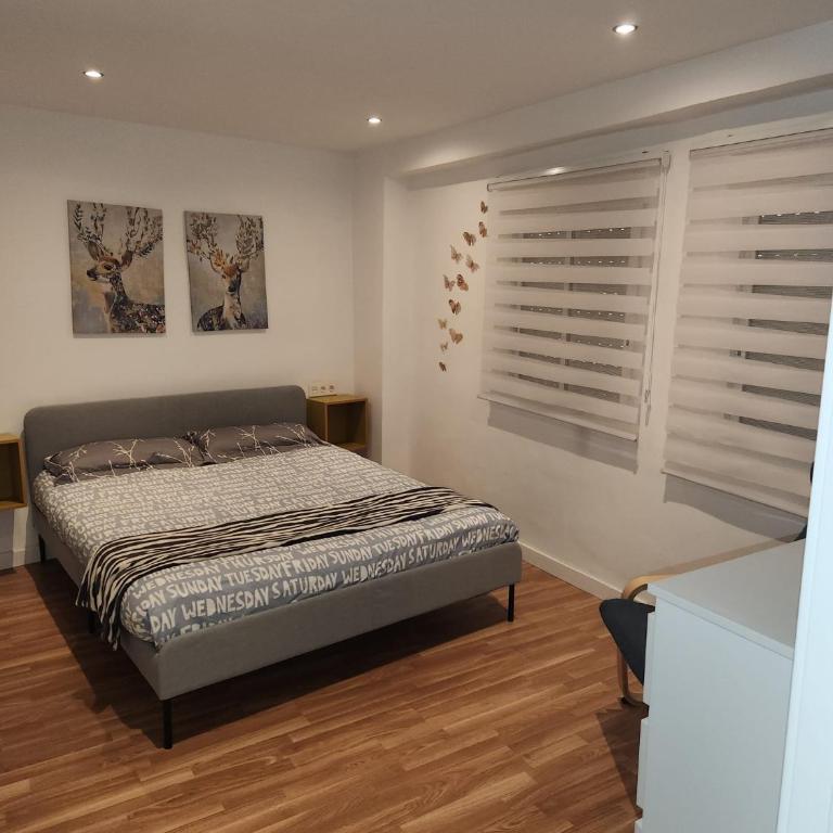 azulejos Andalus APARTMENT Ginachero - Two-Bedroom Apartment - 12
