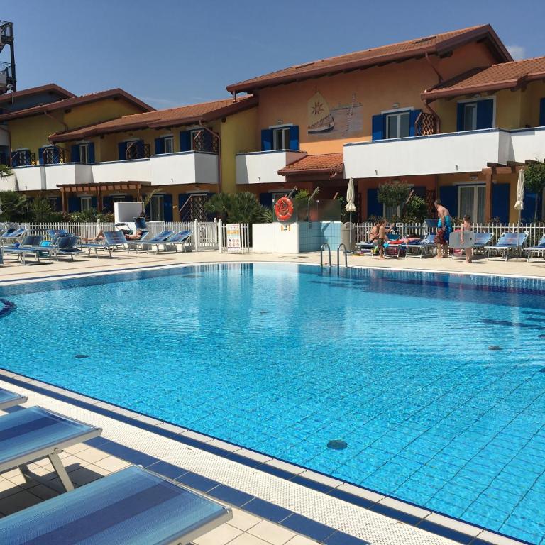Villaggio Hemingway - Family Aparthotel - Villa con Balcone (2 Adulti + 2 Bambini) - 2
