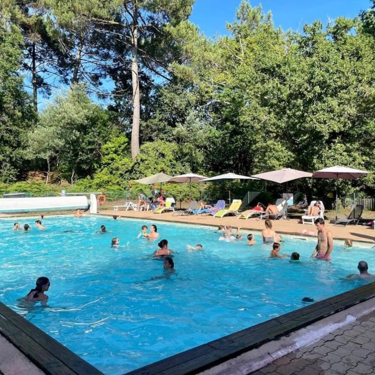 Maison 11p au calme avec clim et piscine - Maison 5 Chambres - 34