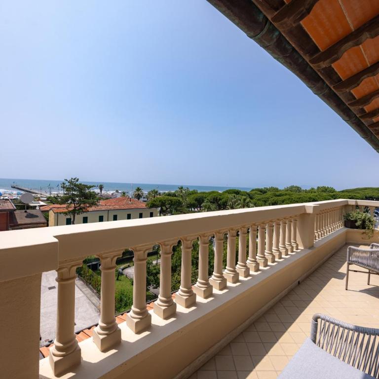 Hotel Belvedere - Appartamento Deluxe con 2 Camere da Letto e Balcone - 3