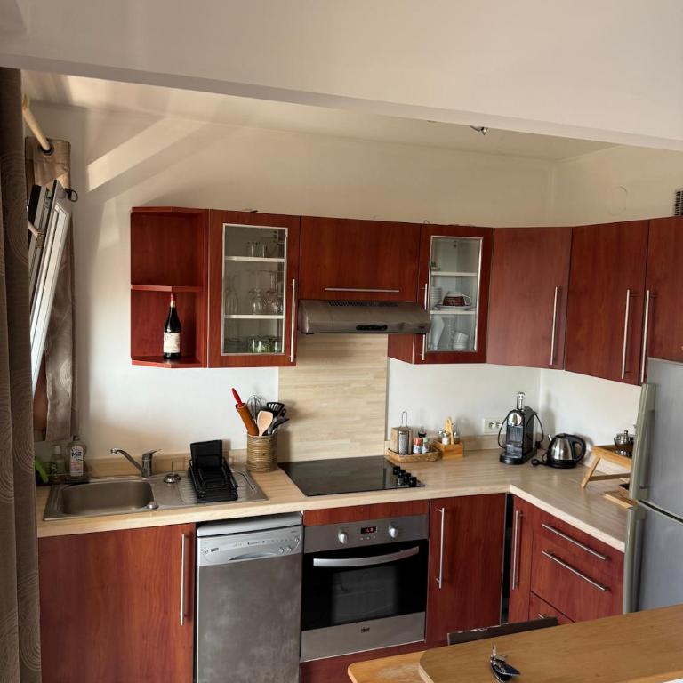 Studio proche de la mer, piscine, climatisation et wifi - Studio - 19