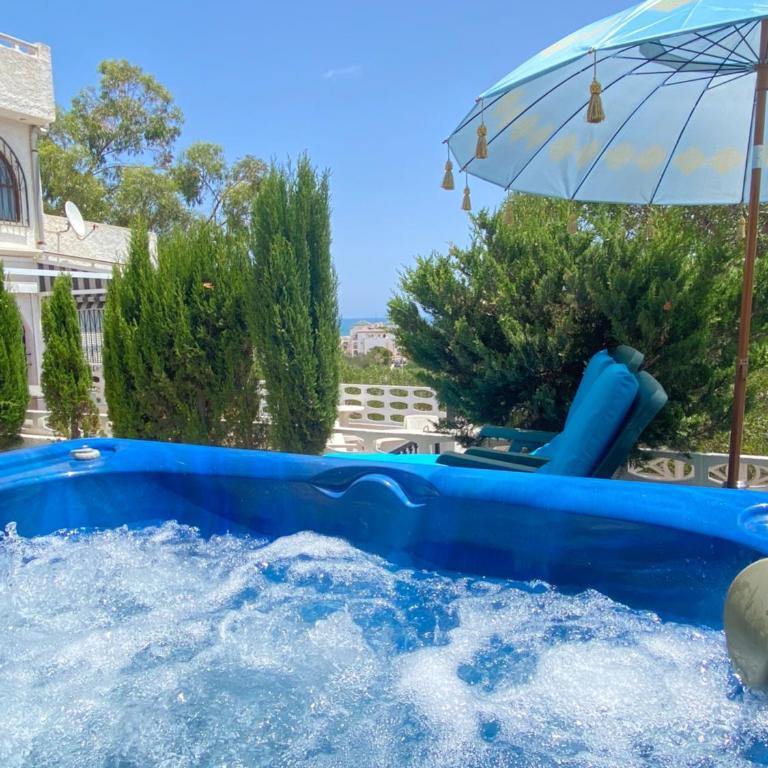 Villa by the sea with jacuzzi, garden & park view - Casa de 3 dormitorios - 3