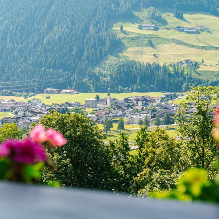 Pension Schlossberg - Apartment mit Blick auf die Berge - 15