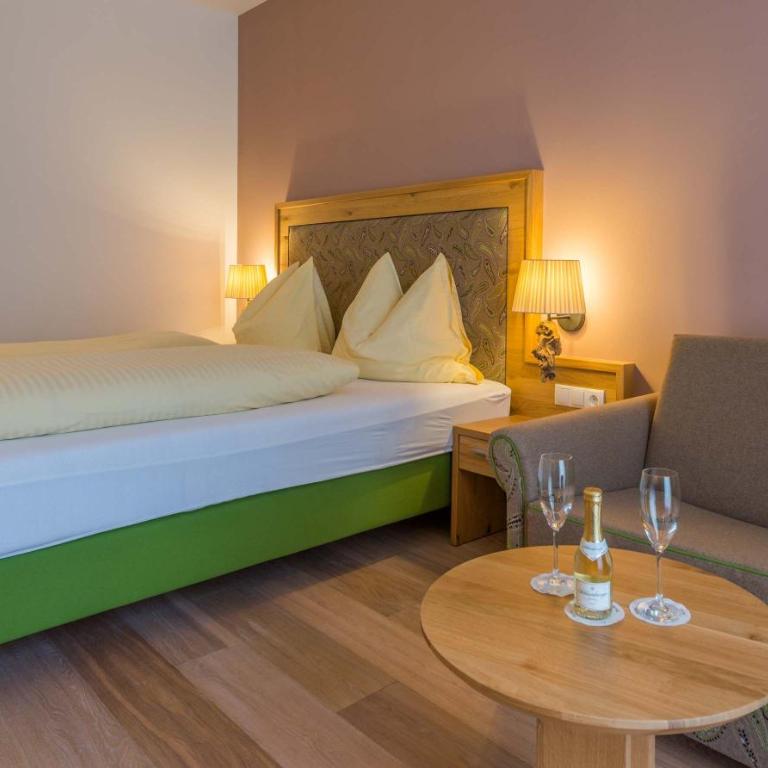 Posthotel Radstadt - Deluxe Vierbettzimmer - 2