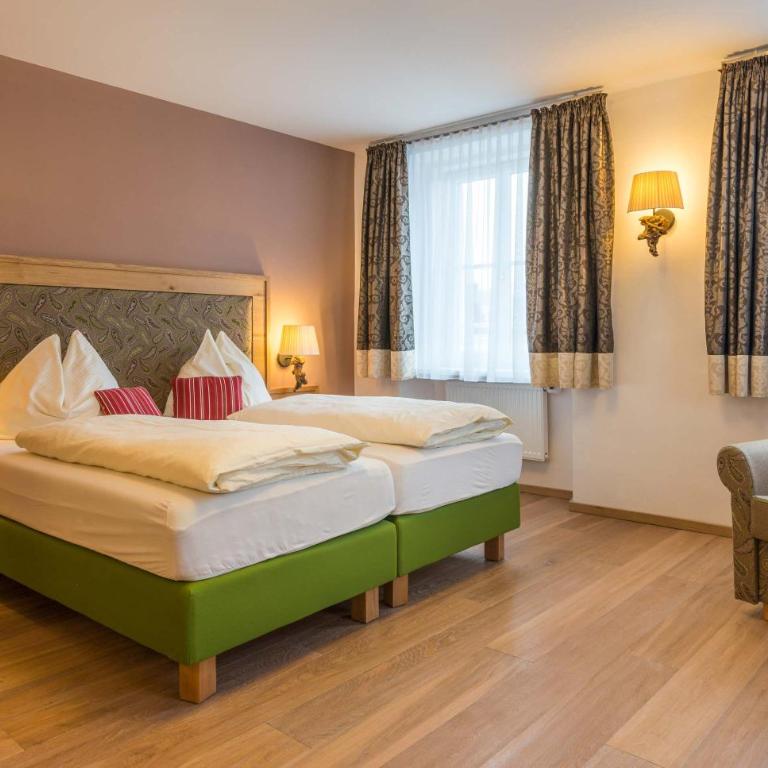 Posthotel Radstadt - Deluxe Vierbettzimmer - 7