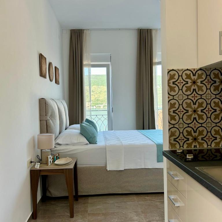 Casa M- Penthouse Studio with Panoramic Sea View & Balcony - Deluks Studio sa Queen Krevetom - 3