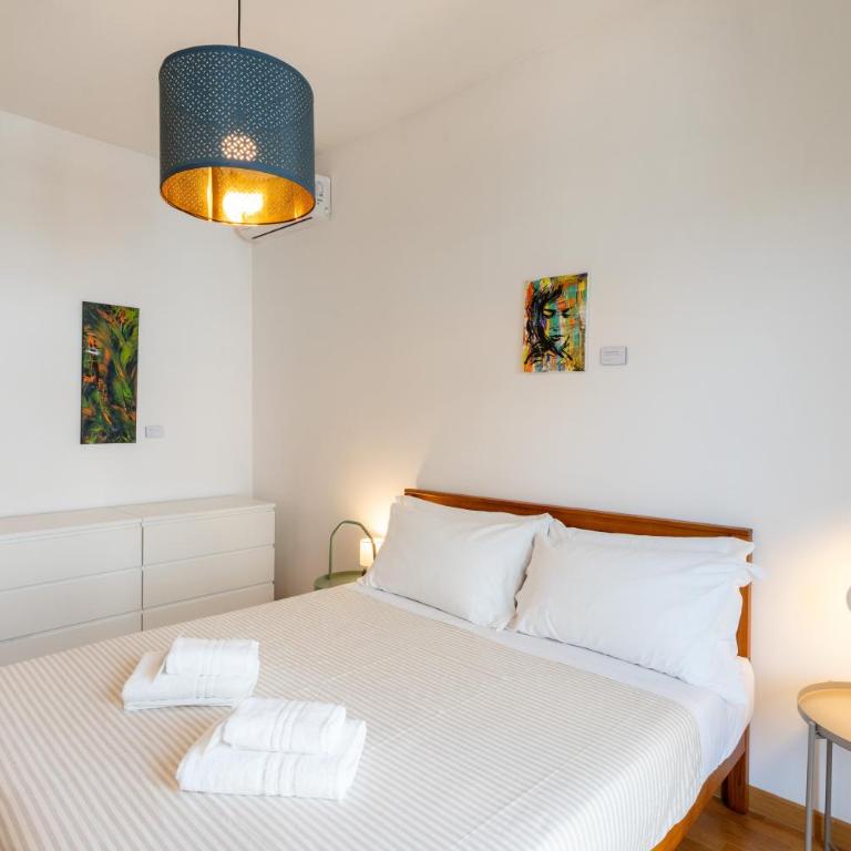 Hill Houses - art & stay - Rome - Camera Matrimoniale con Balcone - 7