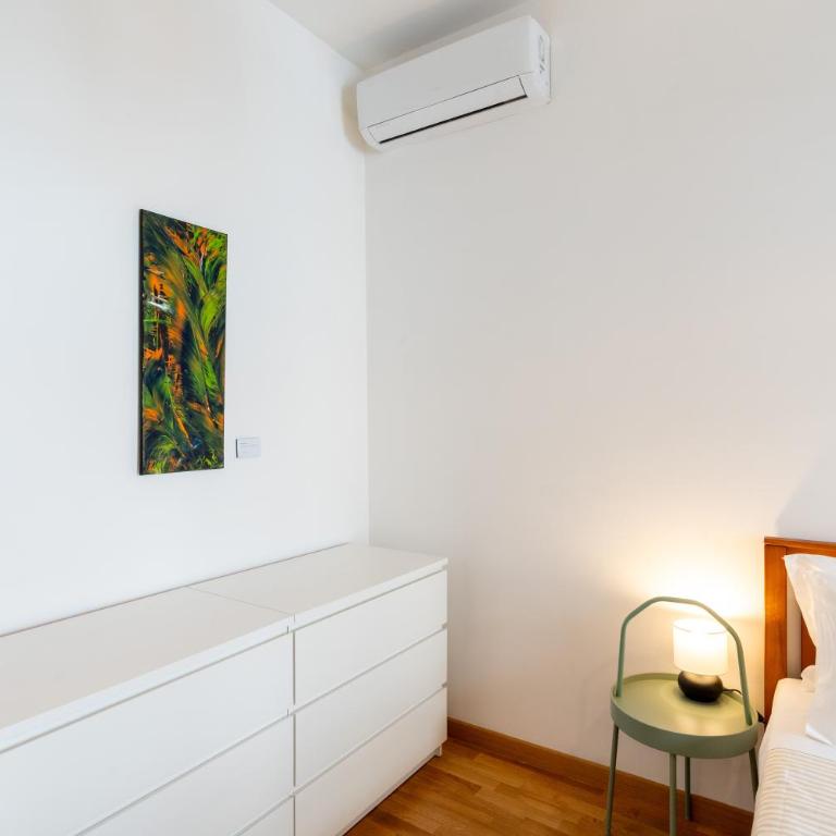 Hill Houses - art & stay - Rome - Camera Matrimoniale con Balcone - 16