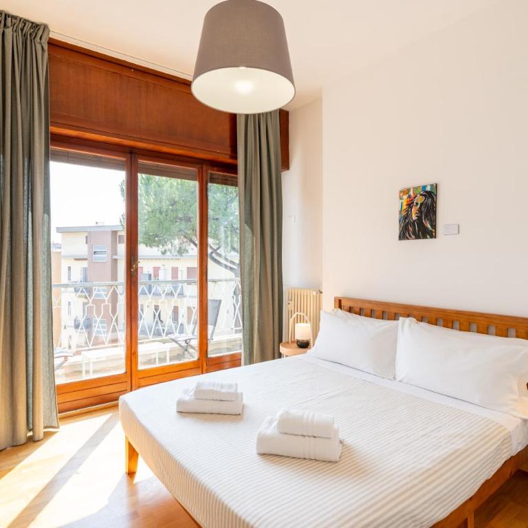 Hill Houses - art & stay - Rome - Camera Matrimoniale - 7