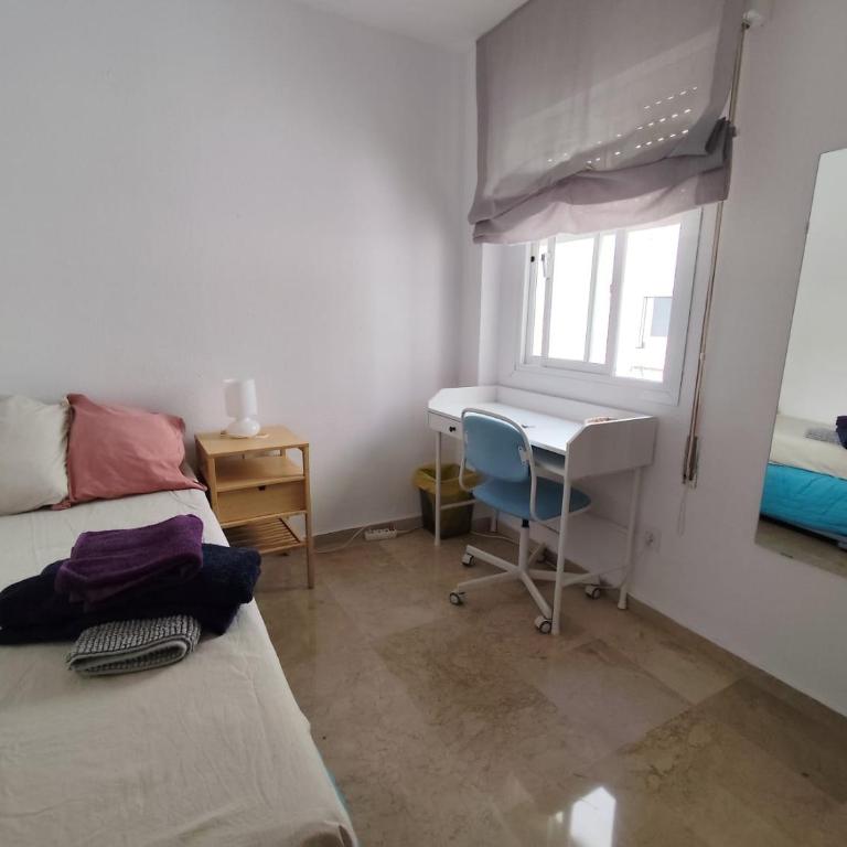 Confortable habitación céntrica en piso privado - Single Room with Shared Bathroom - 5