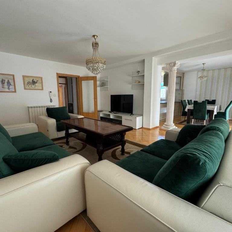 Apartments in villa Sabb for rent - Three-Bedroom Apartment - 24