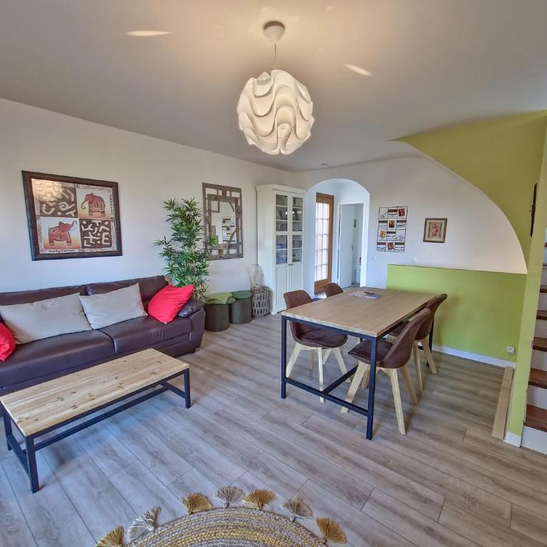 Maison familiale proche plage, parking, clim - Maison 3 Chambres - 11