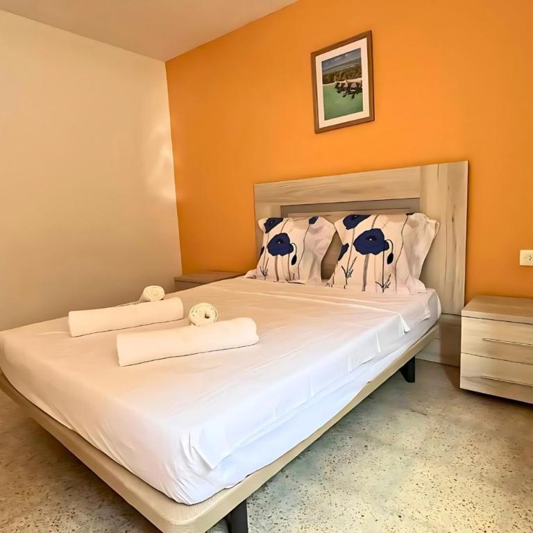 3-bedroom 2-bathroom flat ideal for families and nomads - Apartment - 22