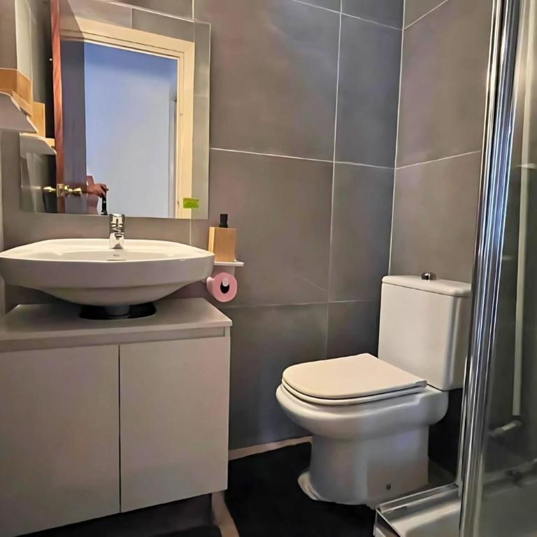3-bedroom 2-bathroom flat ideal for families and nomads - Apartment - 25