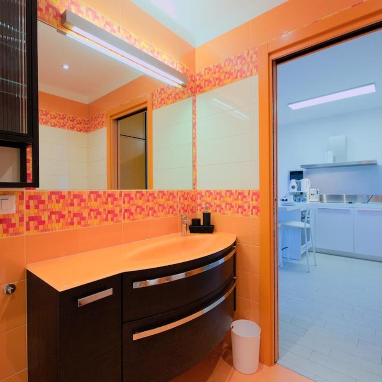Bilocale Luxury fronte Ospedale - Appartamento con 1 Camera da Letto - 19