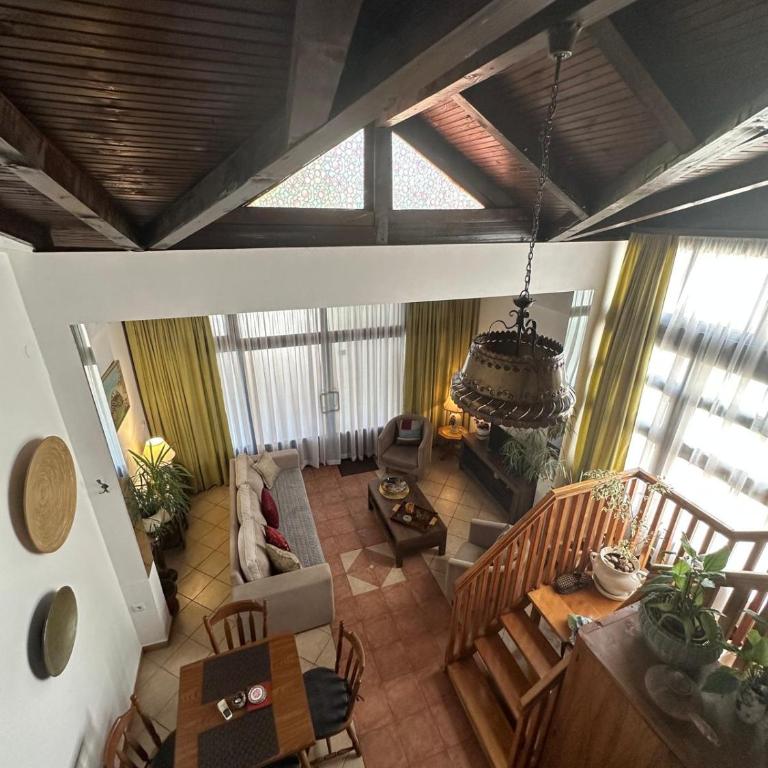 Green Lily Apartments - Apartment - 12