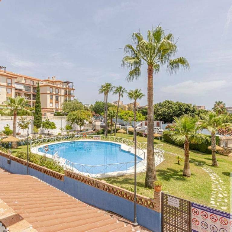 Wonderful Apt 2 BDR with pool and private parking - Two-Bedroom Apartment - 22