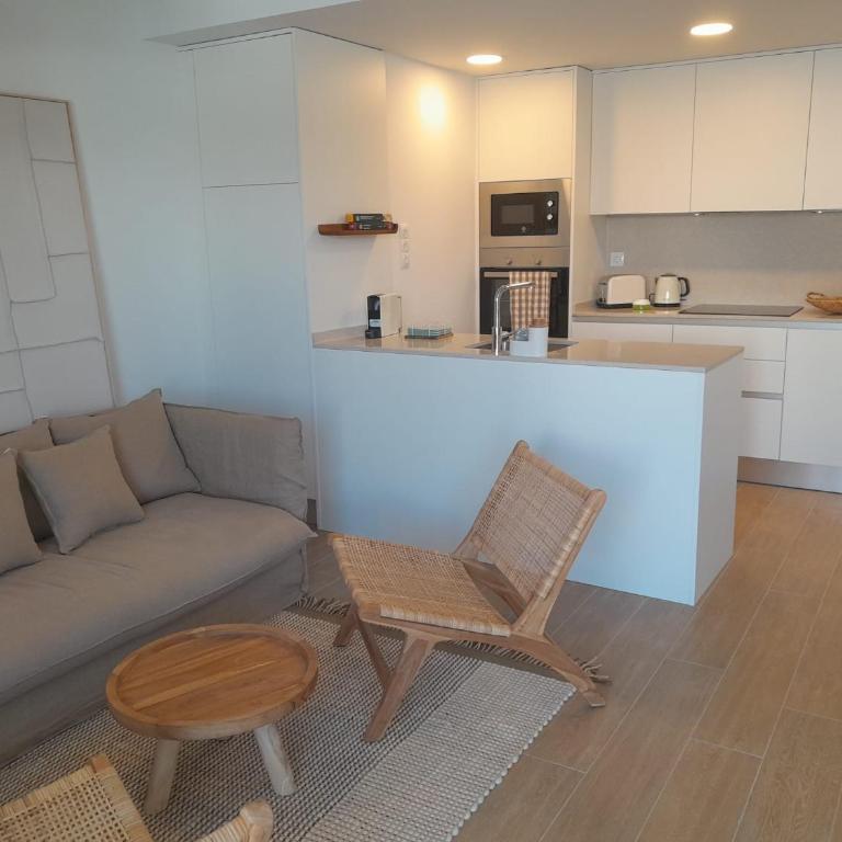 Brand New 3-Bedroom Apartment Near the Beach in Denia MINIMUM 10 NIGHTS - Apartamento de 3 dormitorios con piscina privada - 2