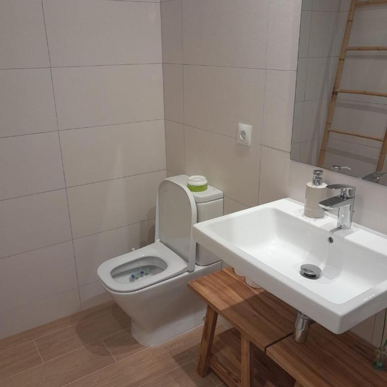 Brand New 3-Bedroom Apartment Near the Beach in Denia MINIMUM 10 NIGHTS - Apartamento de 3 dormitorios con piscina privada - 11