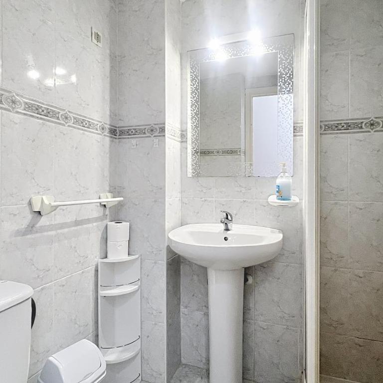 Nerja Central Pool Apartment by South Costa - Apartamento de 1 dormitorio - 9