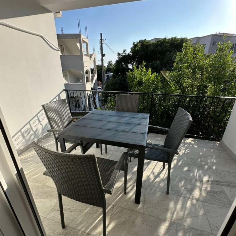 Apartmani Aki 6 - Apartman sa 1 Spavaćom Sobom - 8