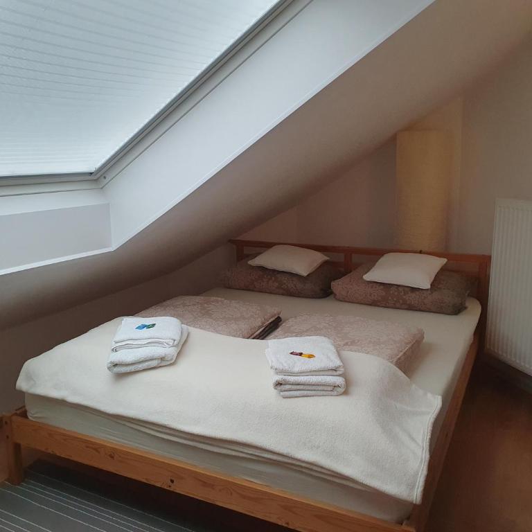 Privatzimmer mit Balkon im schönen Allgäu - Doppelzimmer mit Gemeinschaftsbad - 2