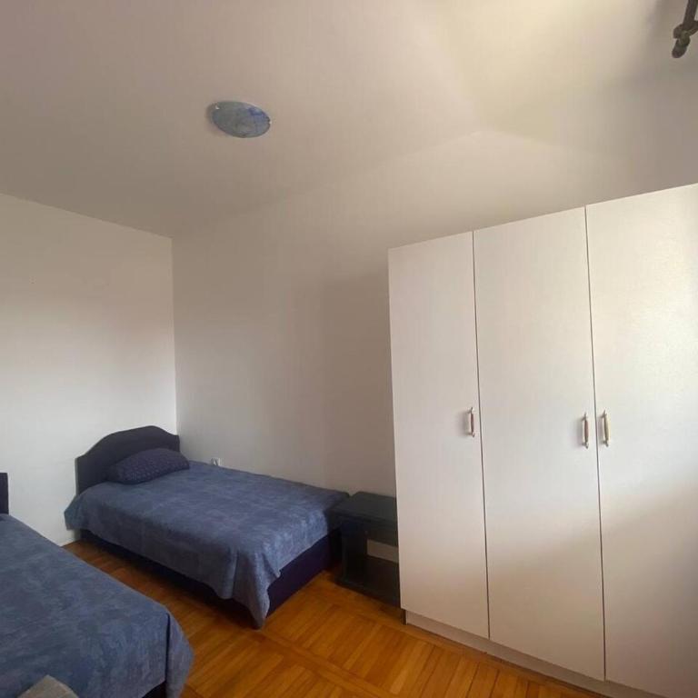 Peaceful Apartment with a Sea View, in Becici - One-Bedroom Apartment - 5
