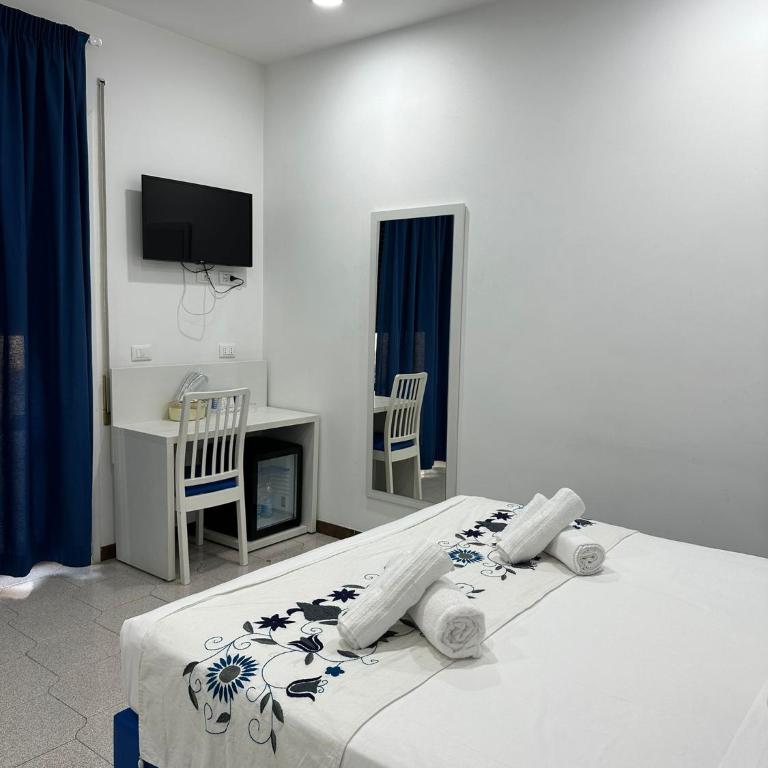 Affittacamere Dianir - Camera Matrimoniale/Doppia con Letti Singoli con Bagno Privato - 14