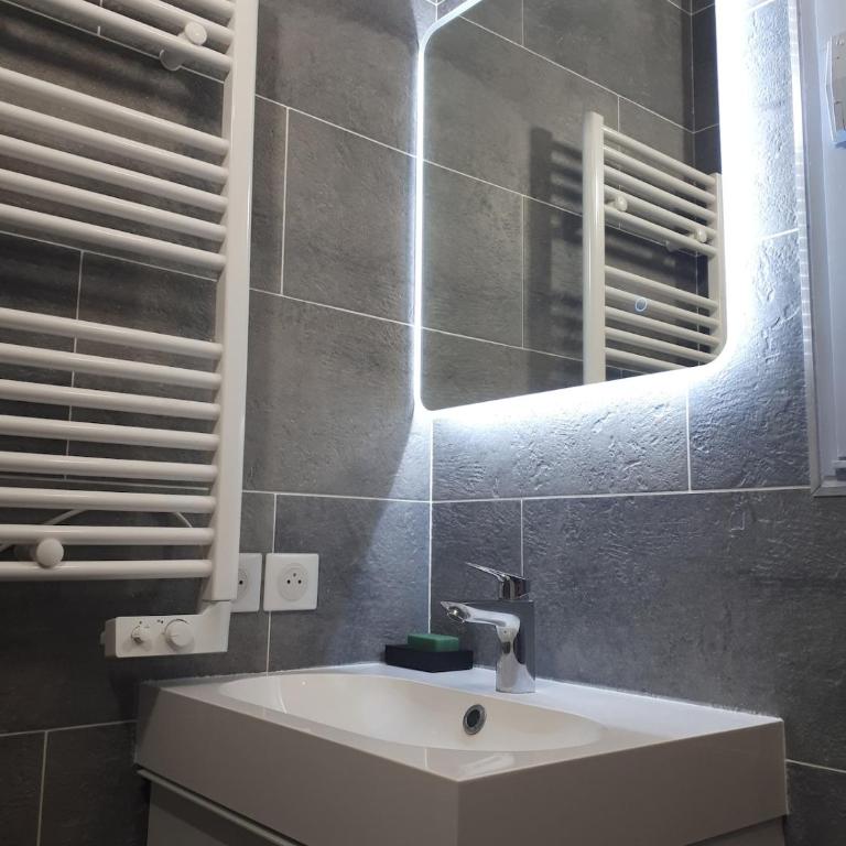 Cozy new studio central close Eiffel tower - Appartement 1 Chambre - 6