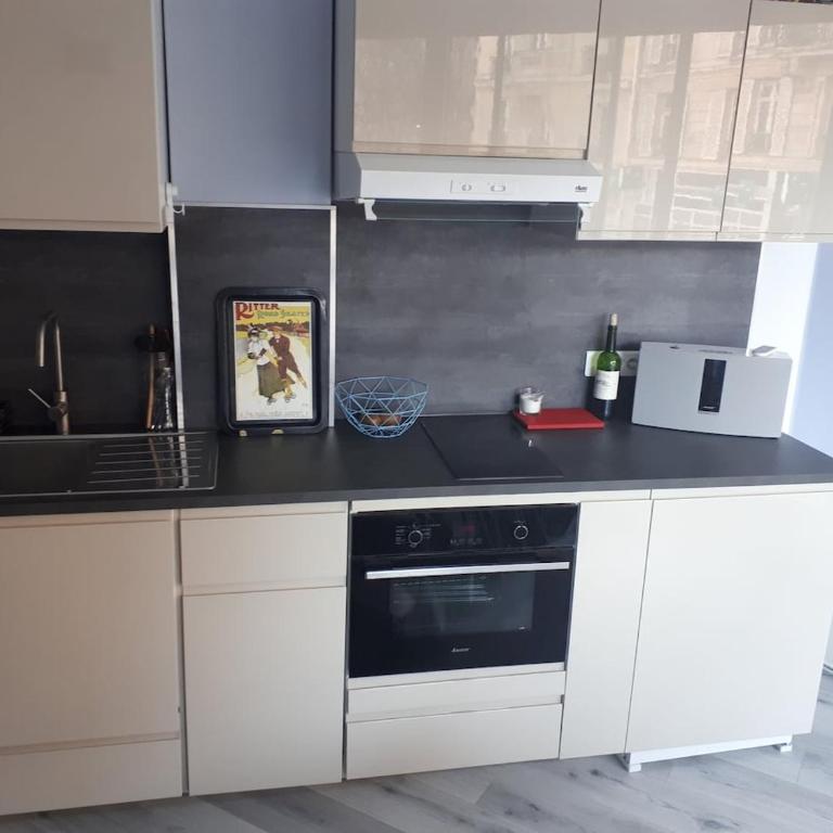Cozy new studio central close Eiffel tower - Appartement 1 Chambre - 8