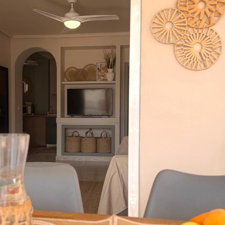 Beautiful apartment - 2 seperate bedrooms La Mata - Apartamento de 2 dormitorios - 10