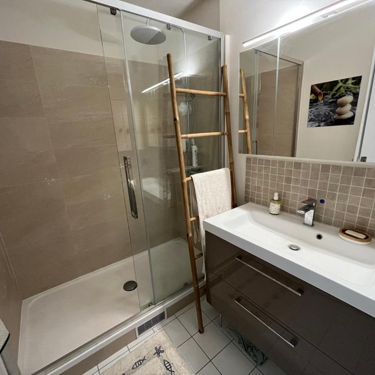 Superbe appartement avec belle vue jardin - Appartement 1 Chambre - 11