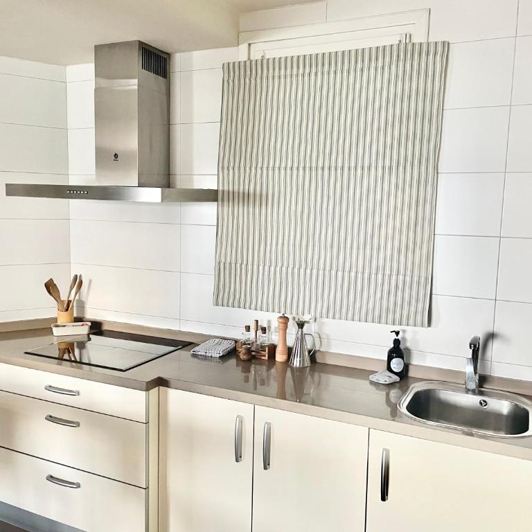 Gijón Playa San Lorenzo Parking incluido - Apartamento de 3 dormitorios - 4