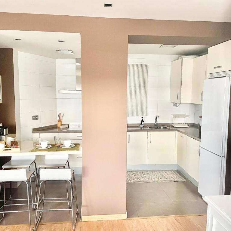 Gijón Playa San Lorenzo Parking incluido - Apartamento de 3 dormitorios - 28