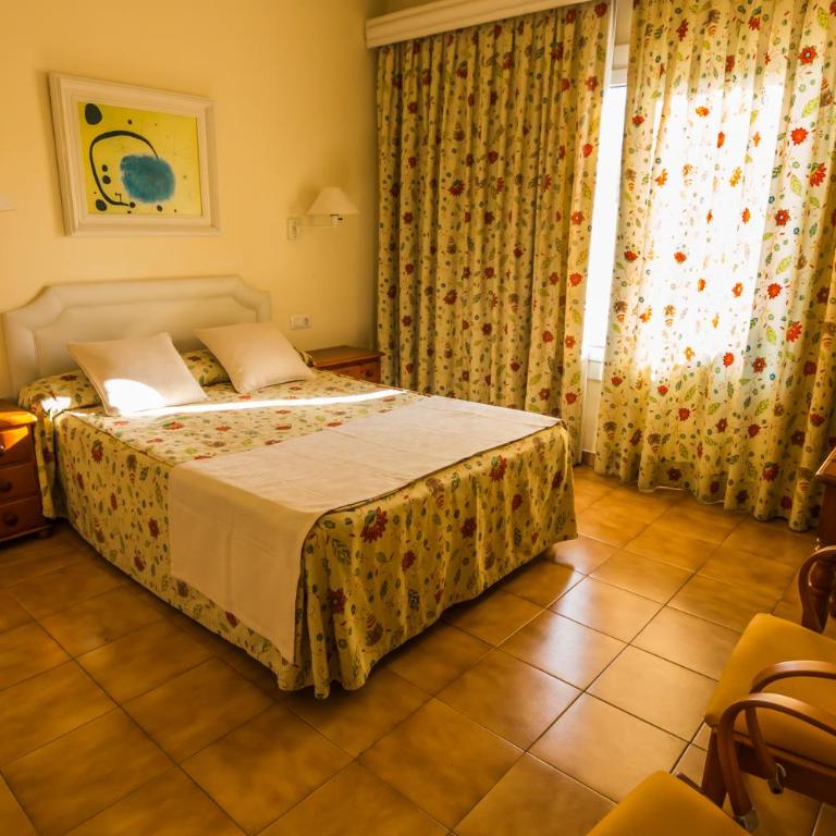 Florida - Habitación Doble con balcón - 1 o 2 camas - 4