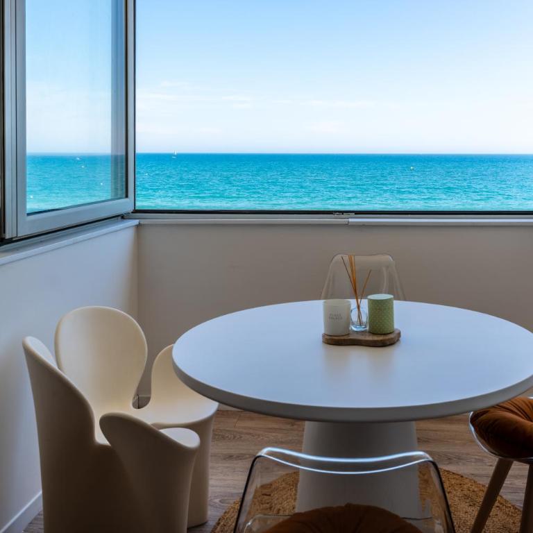 1ère ligne avenue saint maurice avec vue mer - Appartement 2 Chambres - 8