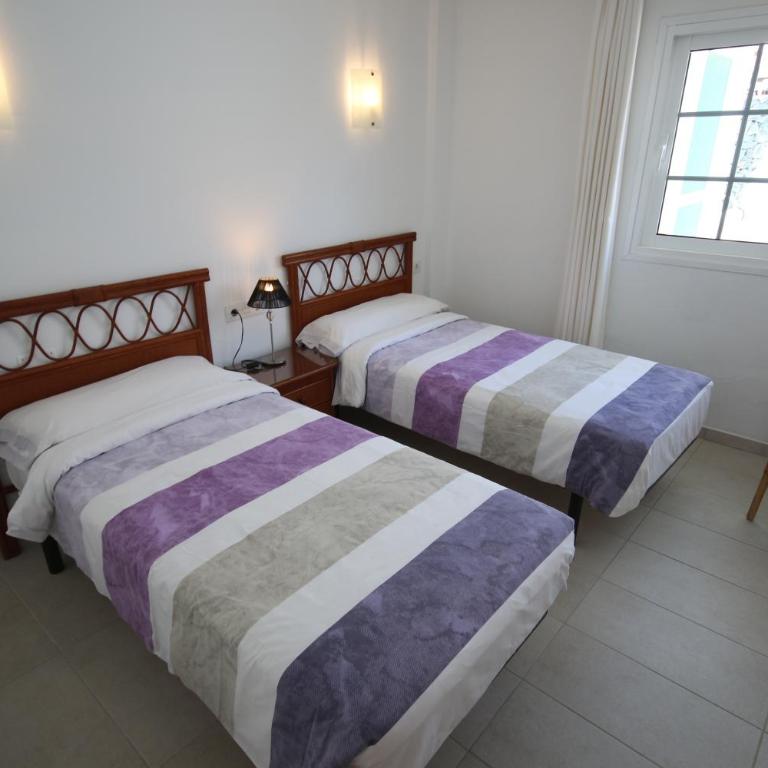 LAS ROSAS by RENTMEDANO Stunning luxury Chocolate Box villa with private heated pool & wifi - Villa - 30