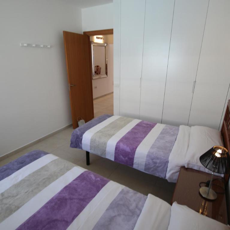 LAS ROSAS by RENTMEDANO Stunning luxury Chocolate Box villa with private heated pool & wifi - Villa - 28