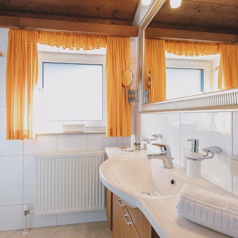 Ferienhaus Hohe Tauern in Piesendorf - Apartment mit Balkon - 14