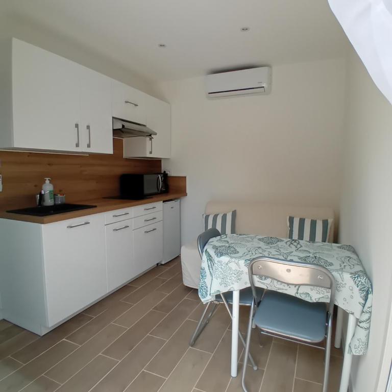 Appartement avec piscine au calme - Appartement 1 Chambre - 2