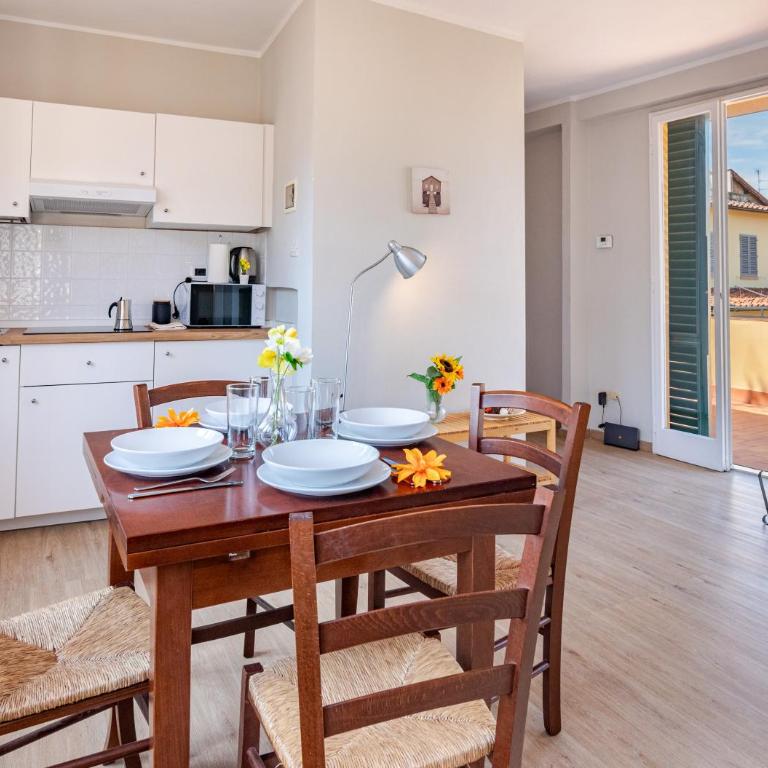 sal- Penthouse with terrace a stone's throw from Piazza Signoria - Appartamento con 2 Camere da Letto - 24