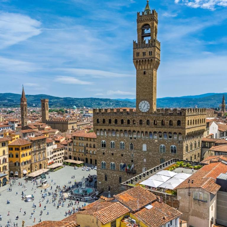 sal- Penthouse with terrace a stone's throw from Piazza Signoria - Appartamento con 2 Camere da Letto - 35