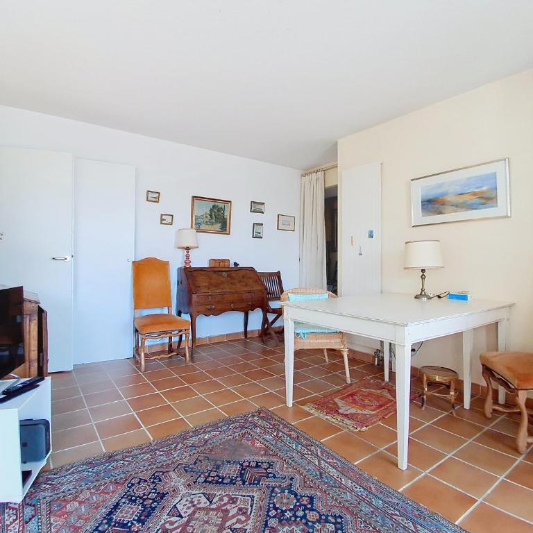 Duplex avec terrasse & vue dégagée dans domaine privé à Mandelieu - Appartamento con 2 Camere da Letto - 14