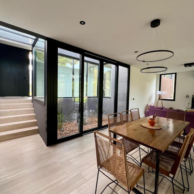 Ecuestre 452 - Three-Bedroom House - 31