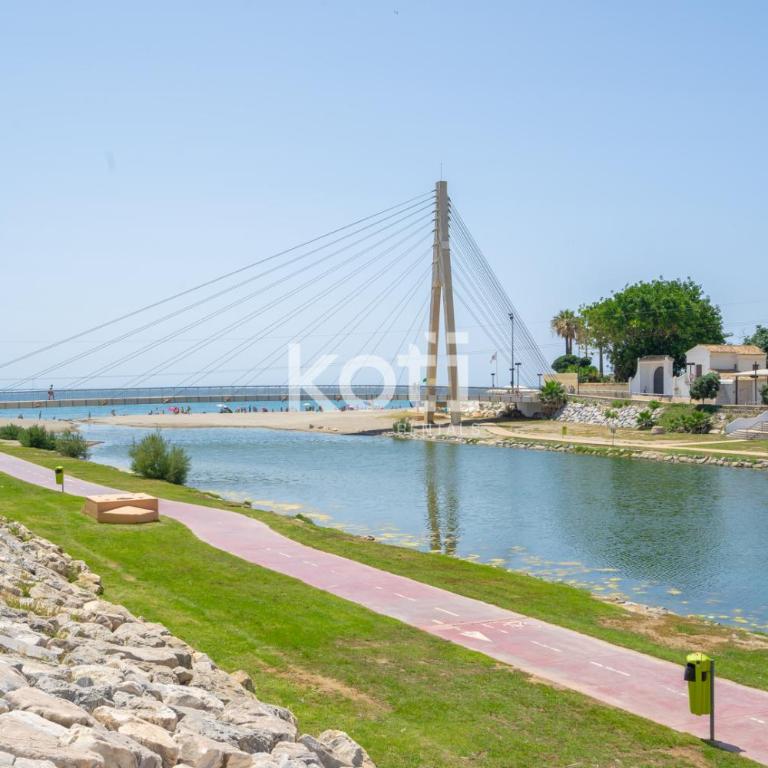 Koti Rentals - Doña Sofia 2 - Apartamento de 2 dormitorios - 36