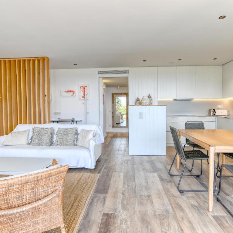 Luxury Central Apartments, Illa Blanca, Calella - Apartamento con terraza - 8