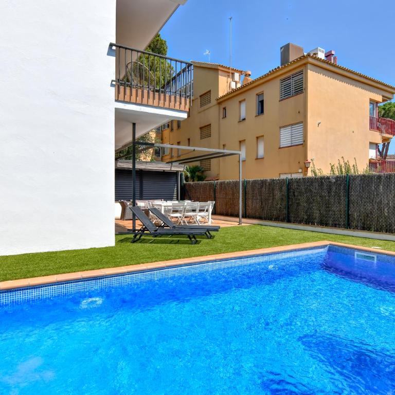 Villa Sierra with Private Pool - Villa - 3
